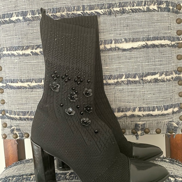 Stuart Weizmann tall embellished sock bootie - Picture 4 of 7